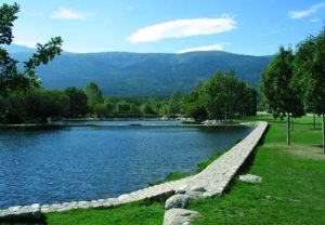 Conoce las mejores piscinas naturales de Madrid - Hotel Moderno Madrid